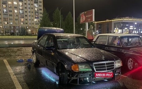Mercedes-Benz C-Класс, 1997 год, 225 000 рублей, 3 фотография