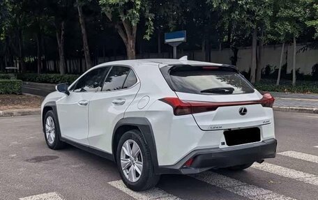 Lexus UX I, 2023 год, 2 712 000 рублей, 2 фотография