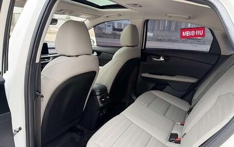 KIA K3, 2023 год, 1 350 285 рублей, 12 фотография