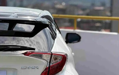 Toyota C-HR I рестайлинг, 2022 год, 1 580 500 рублей, 6 фотография