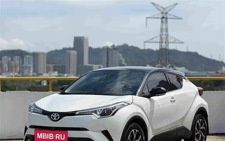 Toyota C-HR I рестайлинг, 2022 год, 1 580 500 рублей, 3 фотография