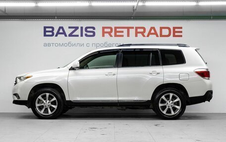 Toyota Highlander III, 2011 год, 2 299 000 рублей, 9 фотография