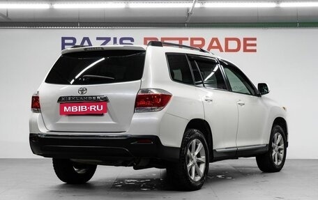 Toyota Highlander III, 2011 год, 2 299 000 рублей, 6 фотография