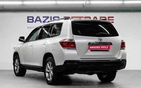 Toyota Highlander III, 2011 год, 2 299 000 рублей, 8 фотография