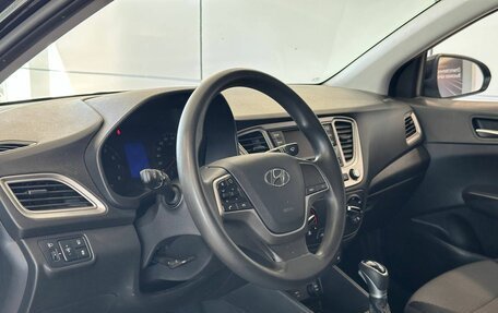 Hyundai Solaris II рестайлинг, 2021 год, 1 367 000 рублей, 6 фотография