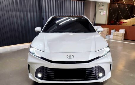 Toyota Camry, 2024 год, 3 989 000 рублей, 4 фотография
