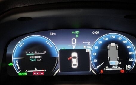 Toyota Camry, 2024 год, 3 989 000 рублей, 9 фотография