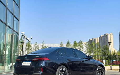 BMW 5 серия, 2025 год, 5 489 570 рублей, 5 фотография