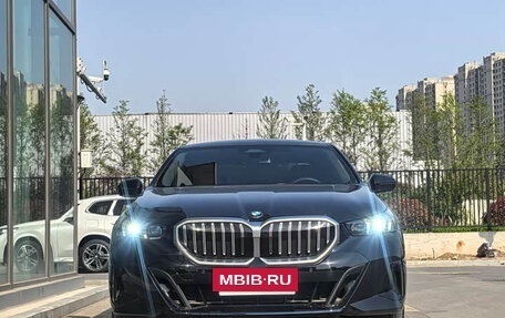 BMW 5 серия, 2025 год, 5 489 570 рублей, 2 фотография