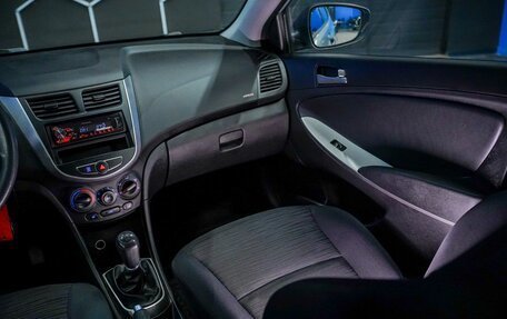 Hyundai Solaris II рестайлинг, 2016 год, 830 000 рублей, 25 фотография