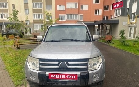 Mitsubishi Pajero IV, 2008 год, 1 700 000 рублей, 3 фотография