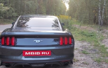 Ford Mustang VI рестайлинг, 2016 год, 3 000 000 рублей, 12 фотография