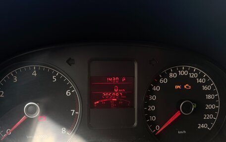 Volkswagen Polo VI (EU Market), 2013 год, 980 000 рублей, 22 фотография