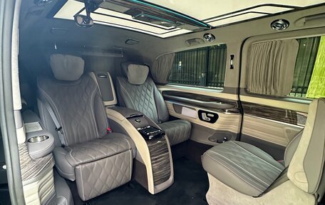 Mercedes-Benz V-Класс, 2024 год, 37 000 000 рублей, 14 фотография