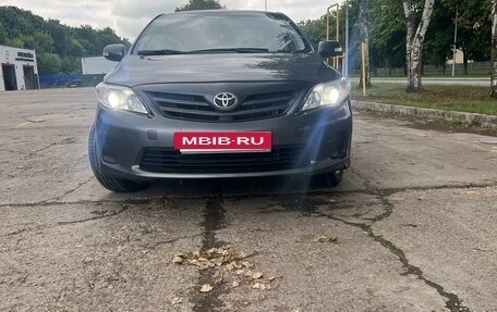 Toyota Corolla, 2012 год, 1 030 000 рублей, 3 фотография
