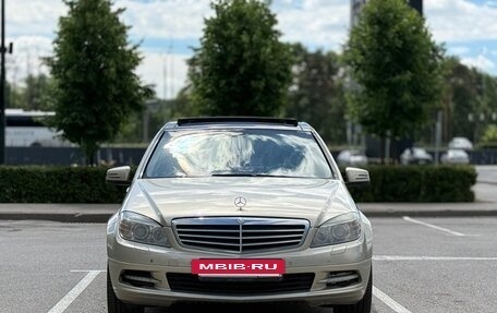 Mercedes-Benz C-Класс, 2010 год, 950 000 рублей, 3 фотография