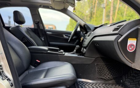 Mercedes-Benz C-Класс, 2010 год, 950 000 рублей, 11 фотография