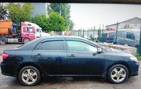 Toyota Corolla, 2011 год, 900 000 рублей, 3 фотография