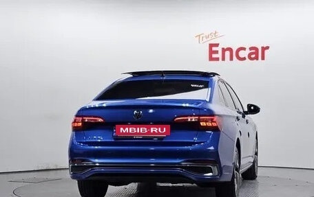 Volkswagen Jetta VII, 2022 год, 1 760 000 рублей, 4 фотография