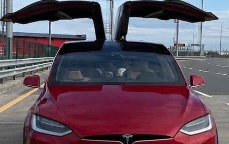 Tesla Model X I, 2018 год, 4 500 000 рублей, 1 фотография