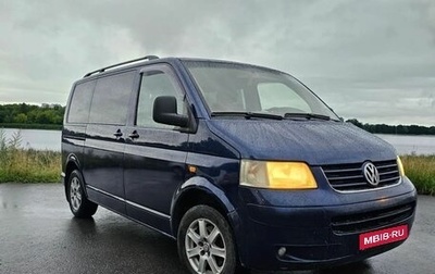 Volkswagen Transporter T5 рестайлинг, 2004 год, 965 000 рублей, 1 фотография