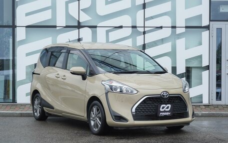 Toyota Sienta II, 2019 год, 1 643 000 рублей, 1 фотография