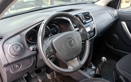 Renault Sandero II рестайлинг, 2016 год, 878 472 рублей, 5 фотография