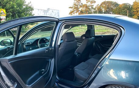 Volkswagen Passat B6, 2006 год, 950 000 рублей, 14 фотография