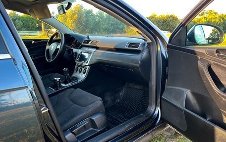 Volkswagen Passat B6, 2006 год, 950 000 рублей, 22 фотография
