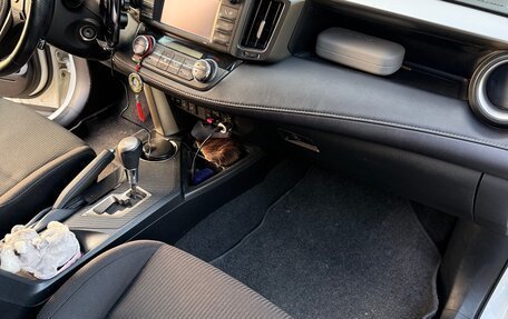 Toyota RAV4, 2013 год, 1 750 000 рублей, 16 фотография