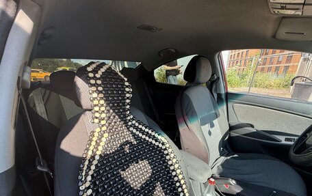 Hyundai Solaris II рестайлинг, 2011 год, 850 000 рублей, 10 фотография