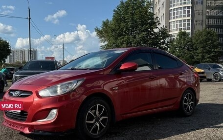 Hyundai Solaris II рестайлинг, 2011 год, 850 000 рублей, 4 фотография