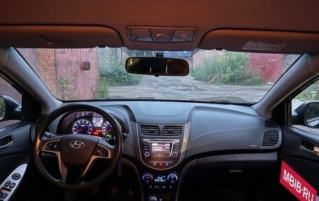 Hyundai Solaris II рестайлинг, 2016 год, 770 000 рублей, 7 фотография