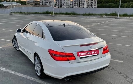 Mercedes-Benz E-Класс, 2012 год, 1 364 000 рублей, 5 фотография