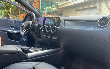 Mercedes-Benz B-Класс, 2020 год, 2 300 000 рублей, 10 фотография