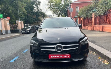 Mercedes-Benz B-Класс, 2020 год, 2 300 000 рублей, 12 фотография