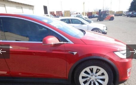 Tesla Model X I, 2018 год, 4 500 000 рублей, 2 фотография
