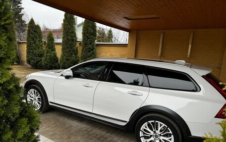 Volvo V90 Cross Country I рестайлинг, 2019 год, 4 000 000 рублей, 6 фотография
