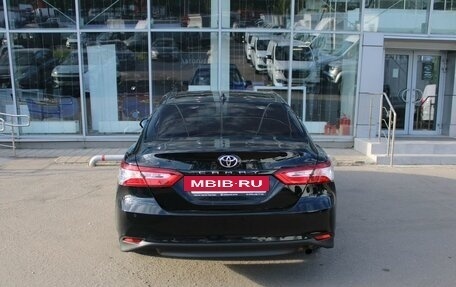 Toyota Camry, 2020 год, 2 272 400 рублей, 6 фотография