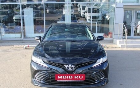 Toyota Camry, 2020 год, 2 272 400 рублей, 2 фотография