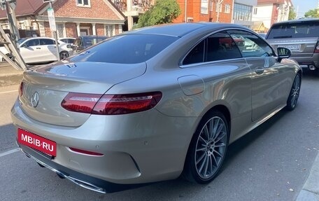 Mercedes-Benz E-Класс, 2017 год, 3 750 000 рублей, 4 фотография