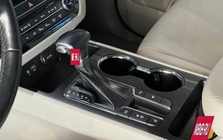 KIA Carnival III, 2018 год, 2 920 000 рублей, 21 фотография