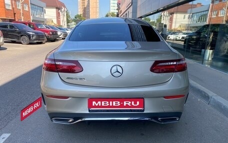 Mercedes-Benz E-Класс, 2017 год, 3 750 000 рублей, 5 фотография