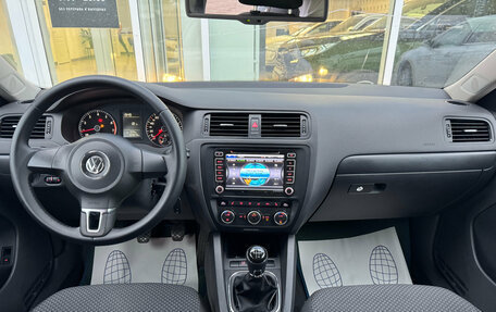 Volkswagen Jetta VI, 2014 год, 917 000 рублей, 9 фотография