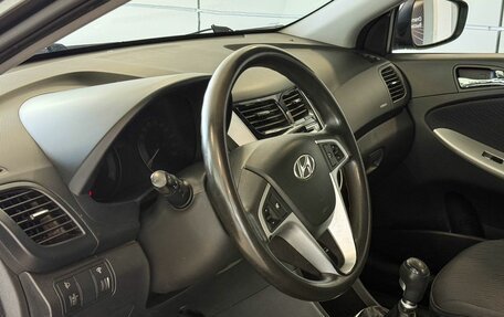 Hyundai Solaris II рестайлинг, 2011 год, 745 000 рублей, 7 фотография