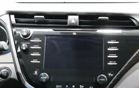 Toyota Camry, 2019 год, 3 100 000 рублей, 16 фотография
