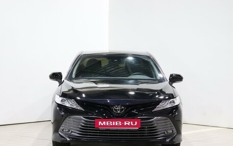 Toyota Camry, 2019 год, 3 100 000 рублей, 2 фотография