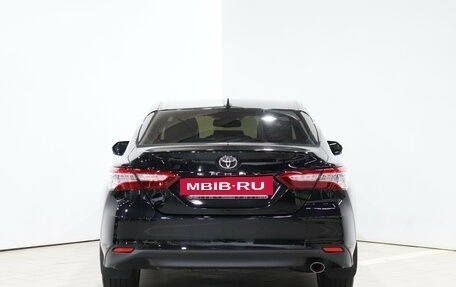 Toyota Camry, 2019 год, 3 100 000 рублей, 6 фотография
