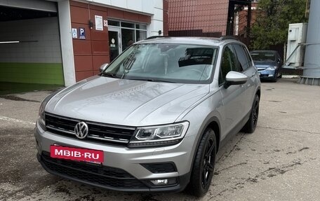 Volkswagen Tiguan II, 2019 год, 1 840 000 рублей, 3 фотография