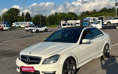 Mercedes-Benz C-Класс, 2011 год, 1 850 000 рублей, 2 фотография